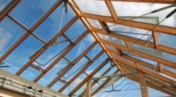 Aerazione, controllo solare & sicurezza per una copertura in vetro