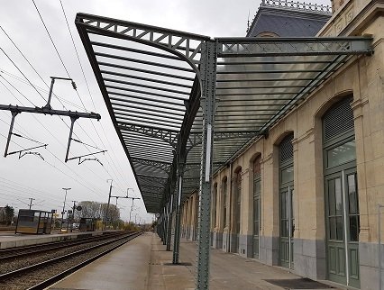 Auvents historiques pour la gare de Saint-Omer