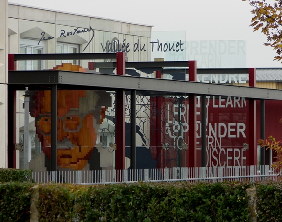 Panneaux en verre décoré par sablage & peinture