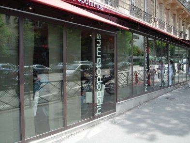 Double vitrage de protection contre le bruit, restaurant hippopotamus