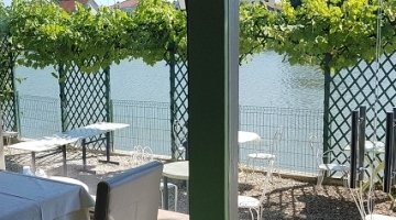 Doubles vitrages à isolation renforcée pour un restaurant panoramique