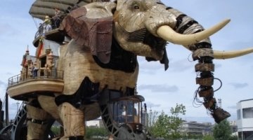 Verre feuilleté pour l'éléphant de  l'ile de Nantes