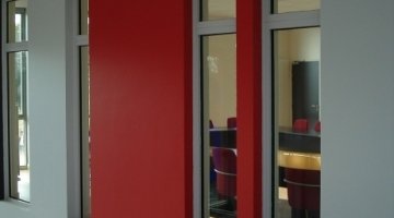 Fire resistant glass for doors and partitions