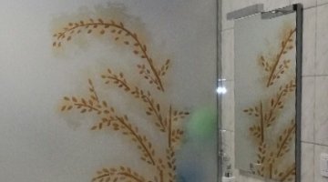 Paroi de douche en verre trempé avec décor personnalisé