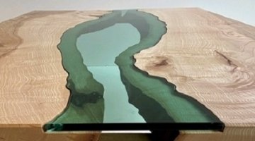 Tavola design legno massiccio e vetro verde