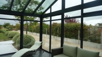 Solar control & thermal insulating glass for a sunny and cosy conservatory