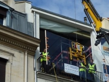 Verre extra-blanc trempé feuilleté pour une grande baie vitrée