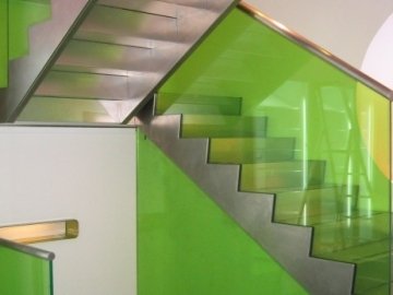 Vanceva Color laminated glass, green