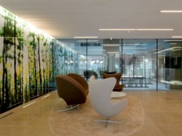 Ceramic printed & laminated glass for interior design & facades