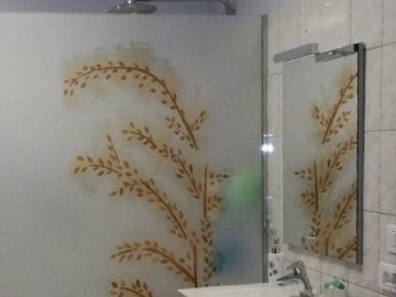 Paroi de douche en verre trempé avec décor personnalisé