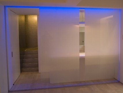 LED & SentryGlas Expressions pour une triple cloison