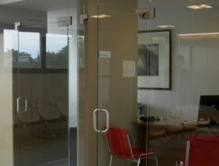 Clear & acid-etched toughened glass for doors and partitions