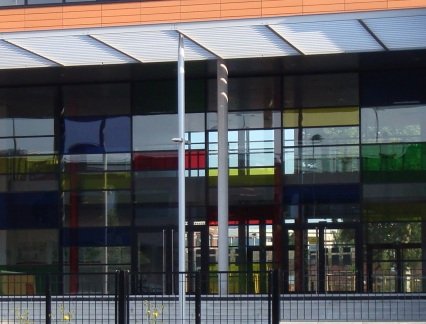 Coloured energy efficiency increased & safety insulating glass units