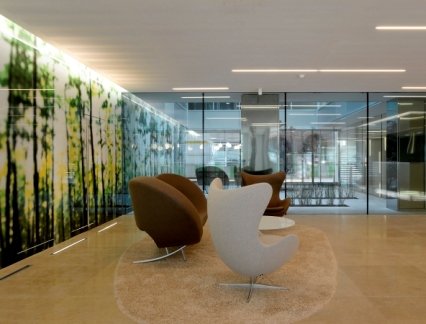 Ceramic printed & laminated glass for interior design & facades