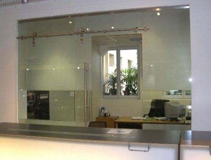 Partly sandblasted & toughened glass for partitions and sliding door